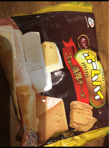 不二家　ホームパイミニ３種の濃厚チーズＳ　３２ｇの商品写真