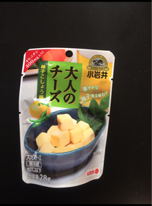 小岩井　大人のチーズ　柚子こしょう味　２８ｇの商品写真