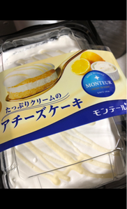 モンテール　たっぷりクリームのレアチーズケーキ１個の商品写真