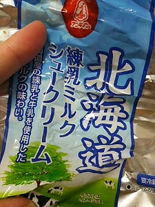アンデイコ　北海道練乳ミルクシュークリーム　１個の商品写真