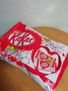 ネスレ日本　キットカットＭバレンタインパック１４枚のレビュー画像