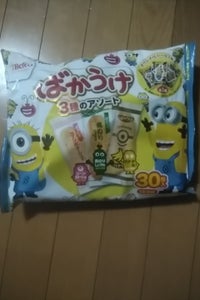 栗山米菓　ミニオンばかうけアソート　３０枚の商品写真