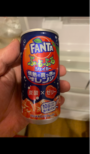 ファンタ　ふるふるシャイカーマンゴー缶　１８０ｍｌの商品写真