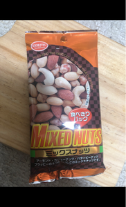 共立食品　ミックスナッツ　４０ｇの商品写真