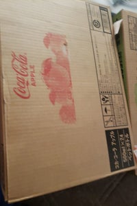 コカコーラ　コカ・コーラアップル　５００ｍｌ×２４の商品写真