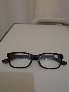 ２０１８年カジュアル老眼鏡　３．０度のレビュー画像