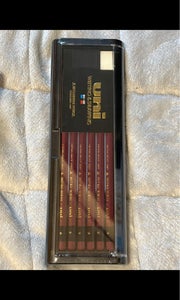 三菱　鉛筆　ユニ　Ｂ　ダースの商品写真