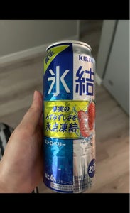 キリン　氷結　ストロベリー　缶　５００ｍｌの商品写真