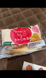 第一パン　果肉楽しむりんご＆きゃらめるの商品写真
