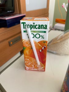 キリン　トロピカーナ１００％オレンジ　２５０ｍｌのレビュー画像