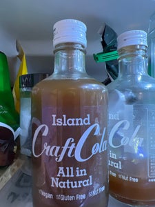 琉球Ｆ　アイランドクラフトコーラ　瓶　３００ｍｌの商品写真
