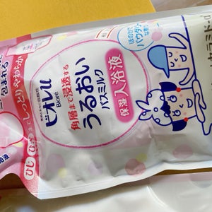 ビオレｕ　バスミルク　パウダリー　詰替　４８０ｍｌの商品写真