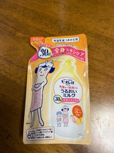 ビオレｕ　うるおいミルク　フルーツ　詰替の商品写真