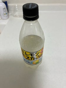 サントリー天然水　特製レモンスカッシュ　５００ｍｌの商品写真