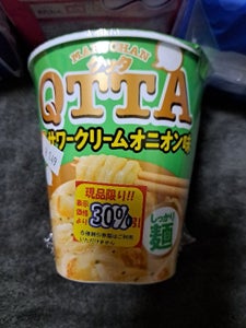 マルちゃん　ＱＴＴＡサワークリームオニオン味８２ｇの商品写真