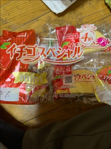 ヤマザキ　イチゴスペシャルミニ　４個の商品写真