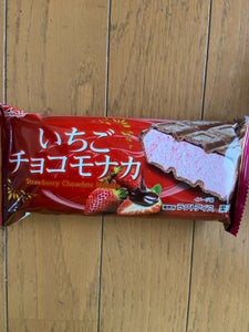 森永乳業　いちごチョコモナカ　１２８ｍｌのレビュー画像