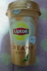 森永乳業 リプトン CREAMY紅茶 240ml