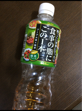食事の脂にこの1本。緑茶ブレンド ペットボトル