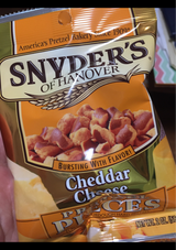 スナイダ-ズ チェダーチーズミニ 56.6g
