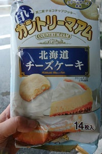 不二家　白いＣＭ北海道チーズケーキ　１４枚の商品写真