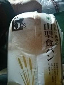 ヤマザキ　湯捏仕込みの山型食パン　５枚の商品写真