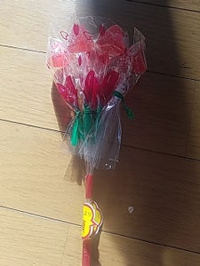 岩佐製菓　さくらんぼ飴花束赤　５本のレビュー画像