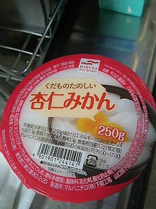 マルハニチロ　くだものたのしい杏仁みかん　２５０ｇの商品写真