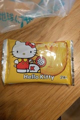 三立製菓 ハローキティパイ 2枚