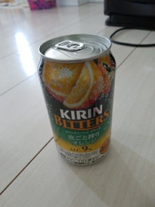キリン　ビターズ皮ごと搾りオレンジ　缶　３５０ｍｌの商品写真