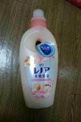 レノア本格消臭 フルーティーS 本体 580ml