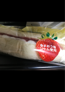 ヤマザキ　ホイップサンド（博多あまおう苺のジャム＆の商品写真