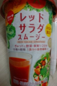 名古屋製酪　レッドサラダスムージーの商品写真