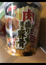 タテ 厚切太麺 肉盛り濃コク豚骨ラーメン 88g