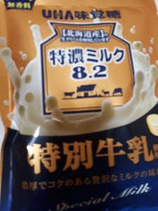 味覚糖　特濃ミルク８．２特別牛乳　８１ｇの商品写真