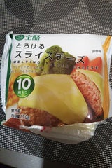 全酪 とろけるスライスチーズ 10枚