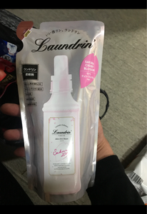 ランドリン　柔軟剤　桜　詰替　４８０ｍｌの商品写真