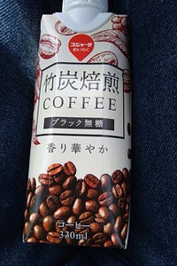 名古屋製酪　竹炭焙煎コーヒー無糖　３３０ｍｌの商品写真