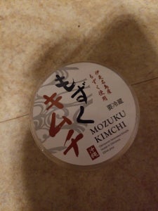 伊是名 もずくキムチ 80gの商品写真