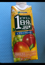 ビタミンフルーツ1日分のビタミン12種 330ml