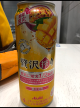 贅沢搾り パッションフルーツとマンゴー缶500ml