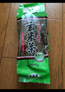 伊藤園　こんがり香る玄米茶　３００ｇの商品写真
