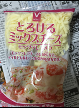 Vセレクト とろけるミックスチーズ 210g