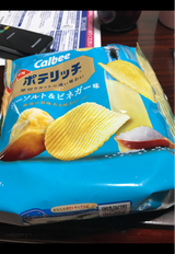 カルビー ポテリッチシーソルト&ビネガー 70g