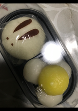 千葉恵 うさぎまんじゅうと月見だんご