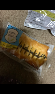 神戸屋　大入プチパン小豆　１８コ入の商品写真