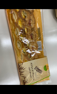 ヤマザキ　大きなたまごデニッシュの商品写真