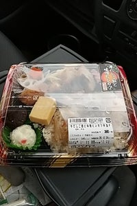 松浦商店　牛だしご飯と味噌ヒレカツ弁当のレビュー画像
