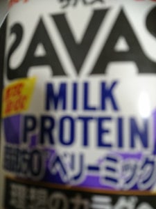 ザバスミルク脂肪０　ベリーミックス　４３０ｍｌの商品写真