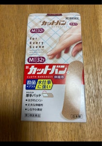 新カットバン．Ａ伸縮布　Ｍサイズ　３２枚の商品写真